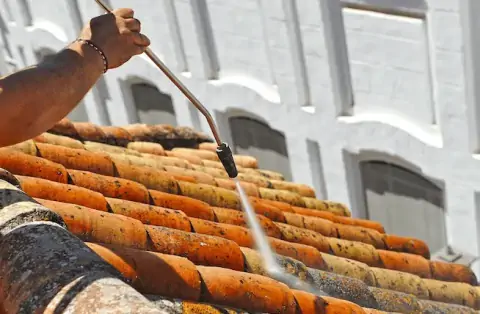 Nettoyage de toitures - Saint-Gilles